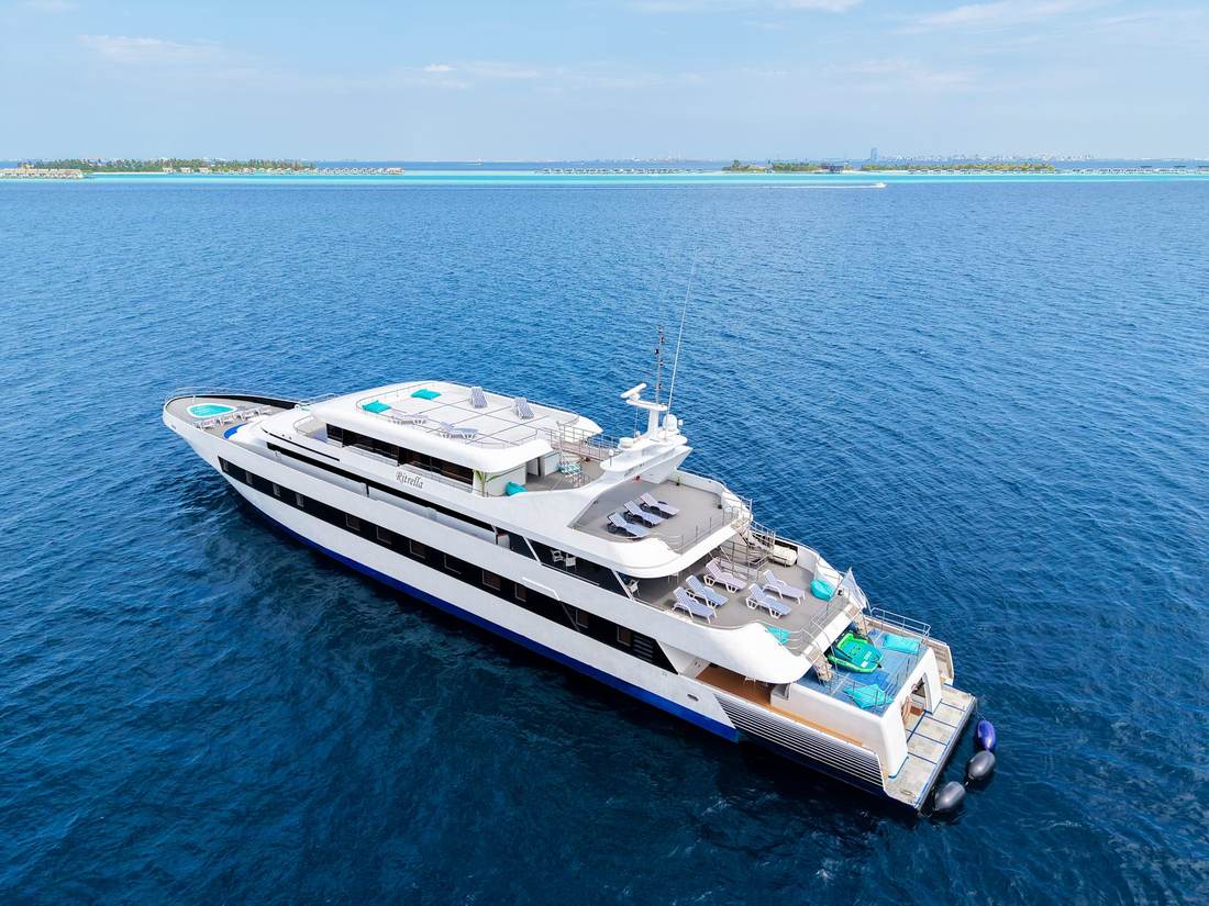 Luxury Yacht Charter & Sales